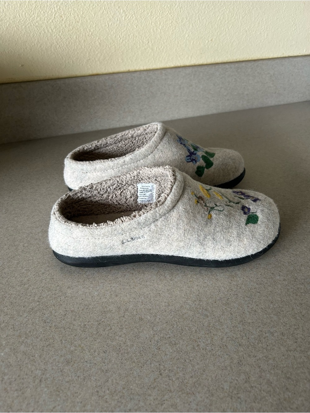 LL Bean Womens Daybreak Scuff Spring Floral Motif Slippers Size 9 M Wool Boho - Picture 2 of 6